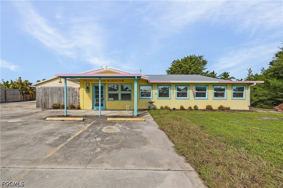 3269 Stringfellow RD