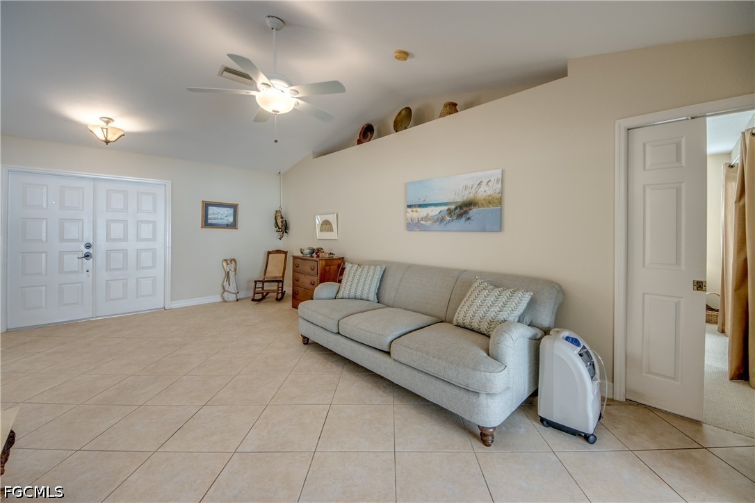 309 SE 31st TER