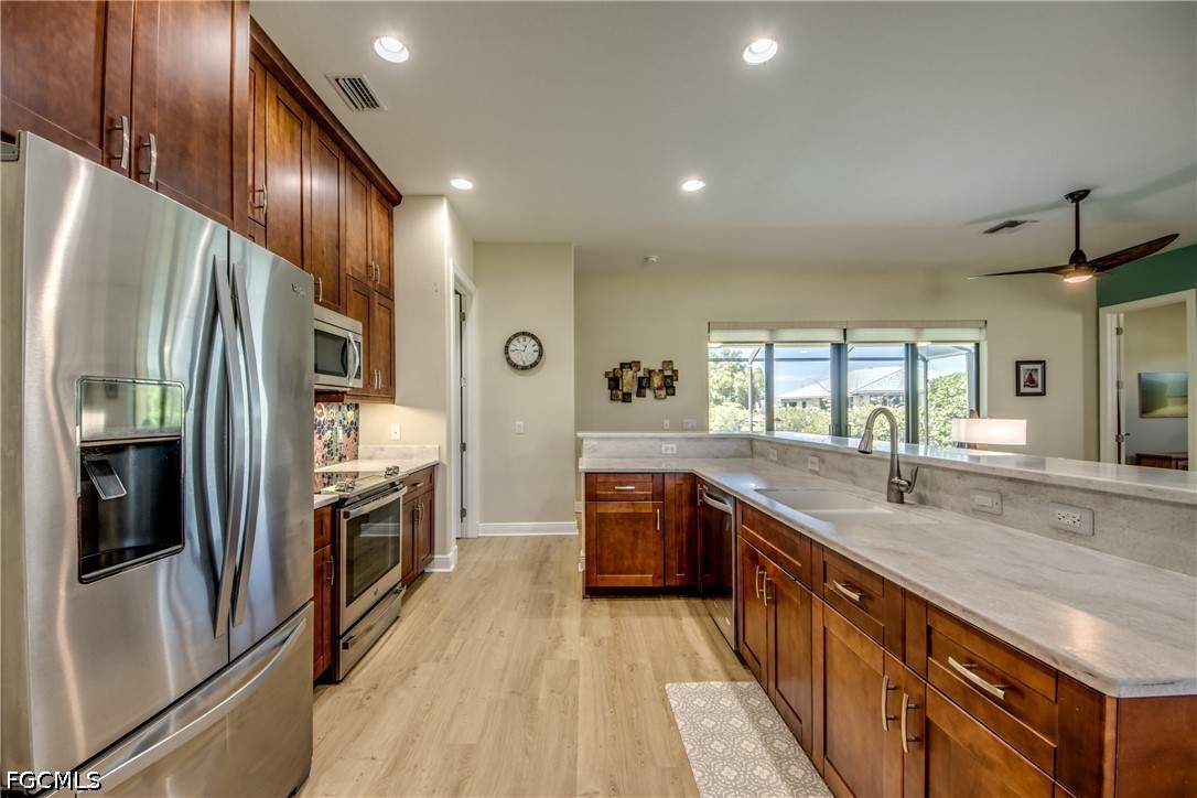 5380 Genesee PKWY