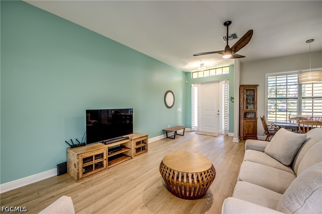 5380 Genesee PKWY