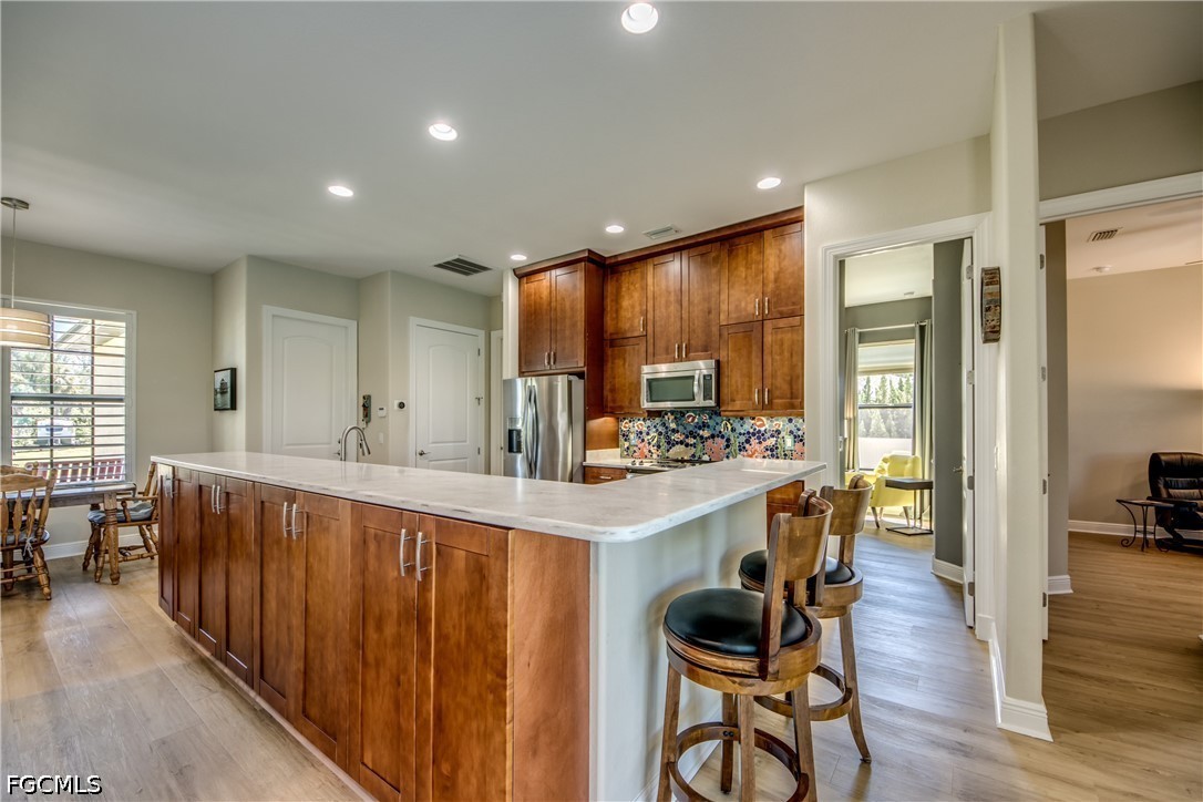 5380 Genesee PKWY