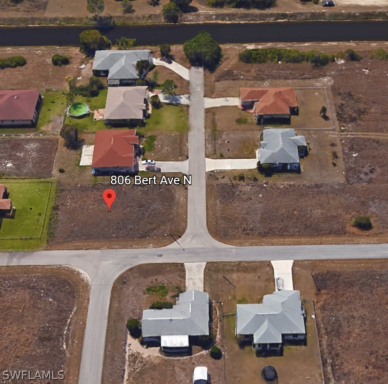 806 Bert AVE N