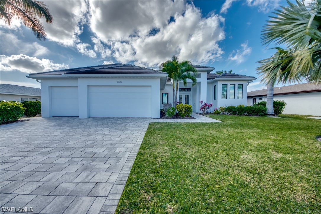 5320 SW 8th CT