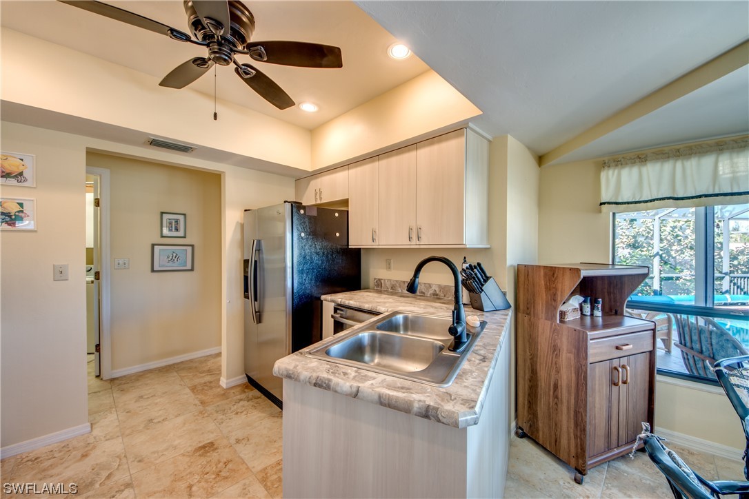 3342 Pinetree DR