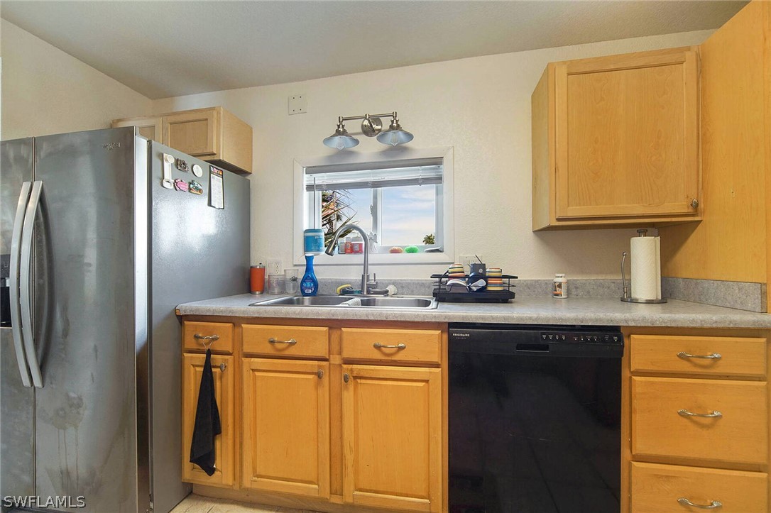 2442 York RD
