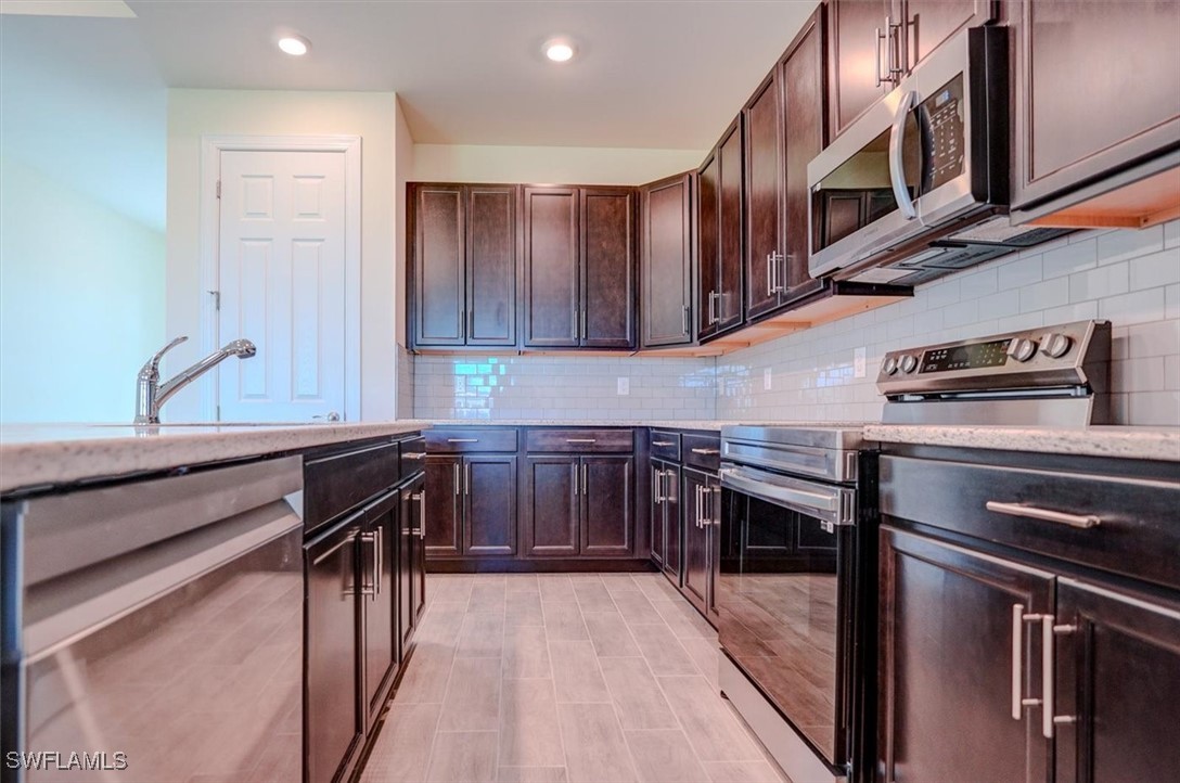 1800 NW 31st AVE