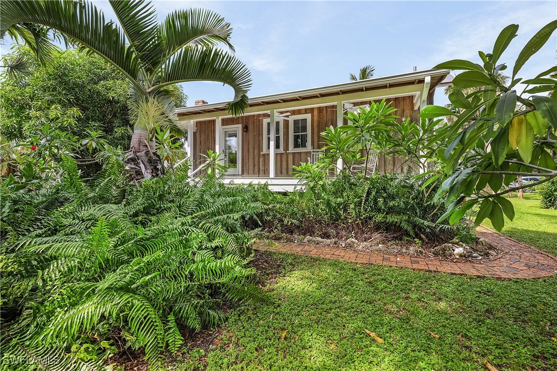 13647 Robert RD