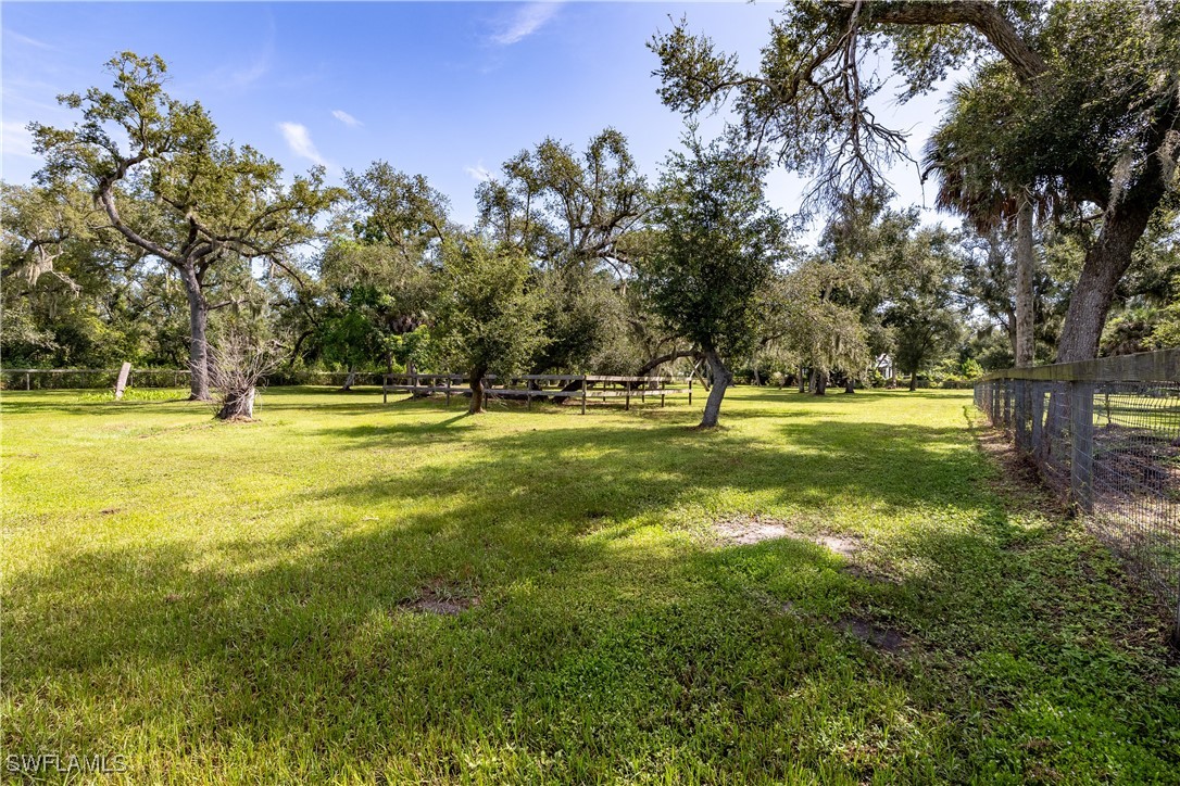 13647 Robert RD
