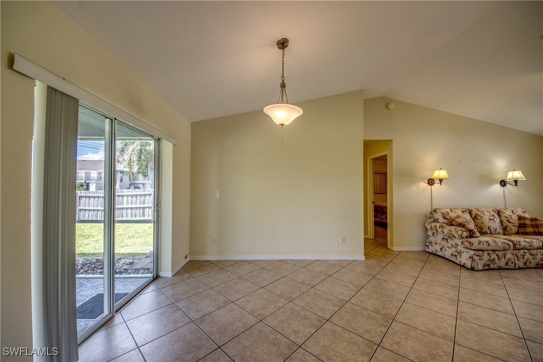 1156 SW 47th ST