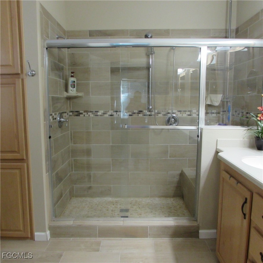 3083 Sloop LN