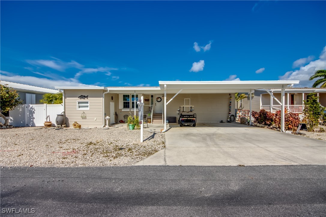 3083 Sloop LN