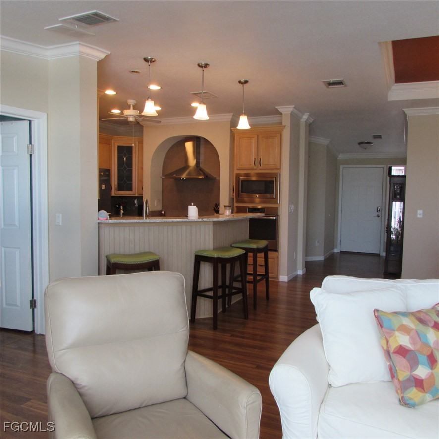 3083 Sloop LN