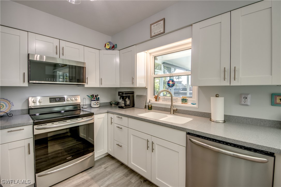 2868 Sanibel BLVD