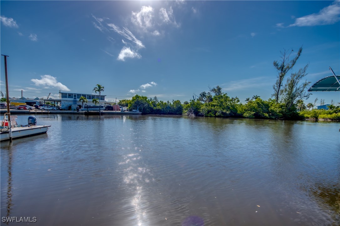 2868 Sanibel BLVD
