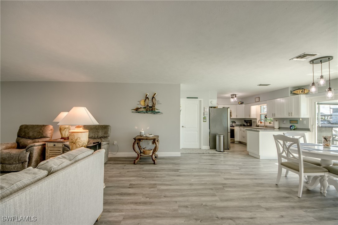2868 Sanibel BLVD