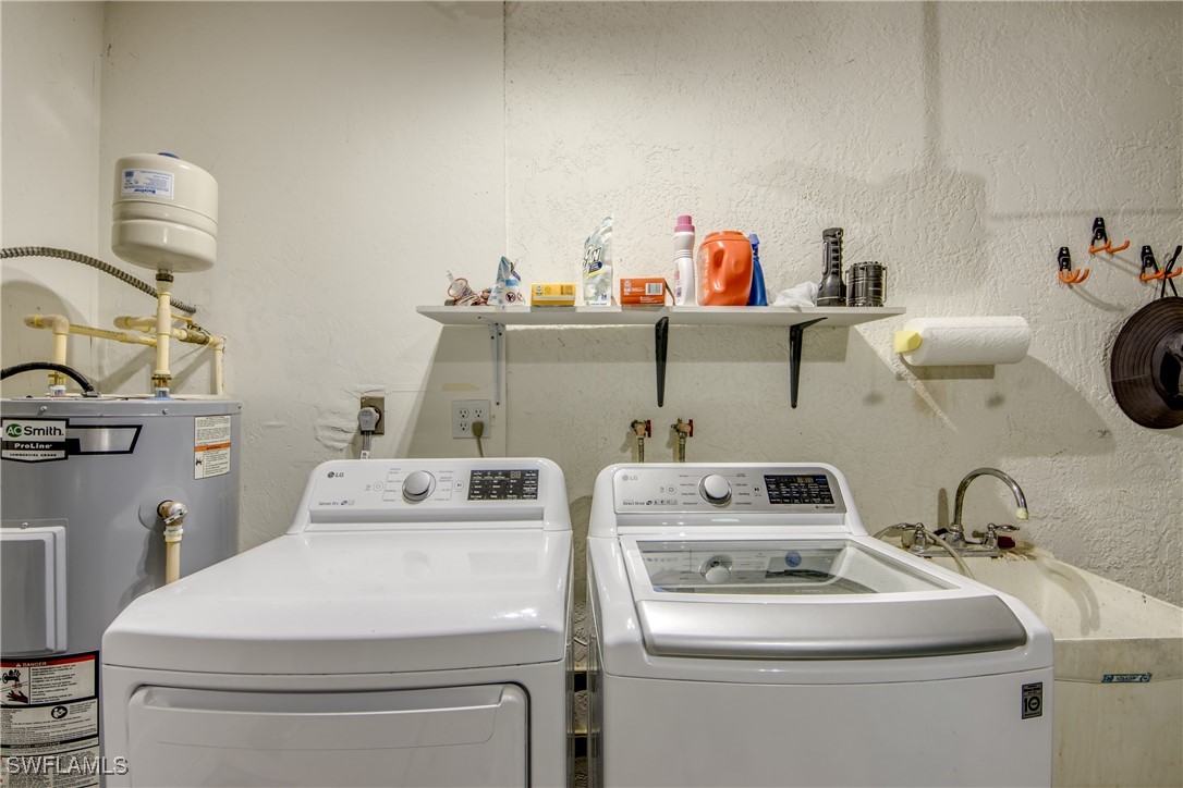 1704 SE 7th ST