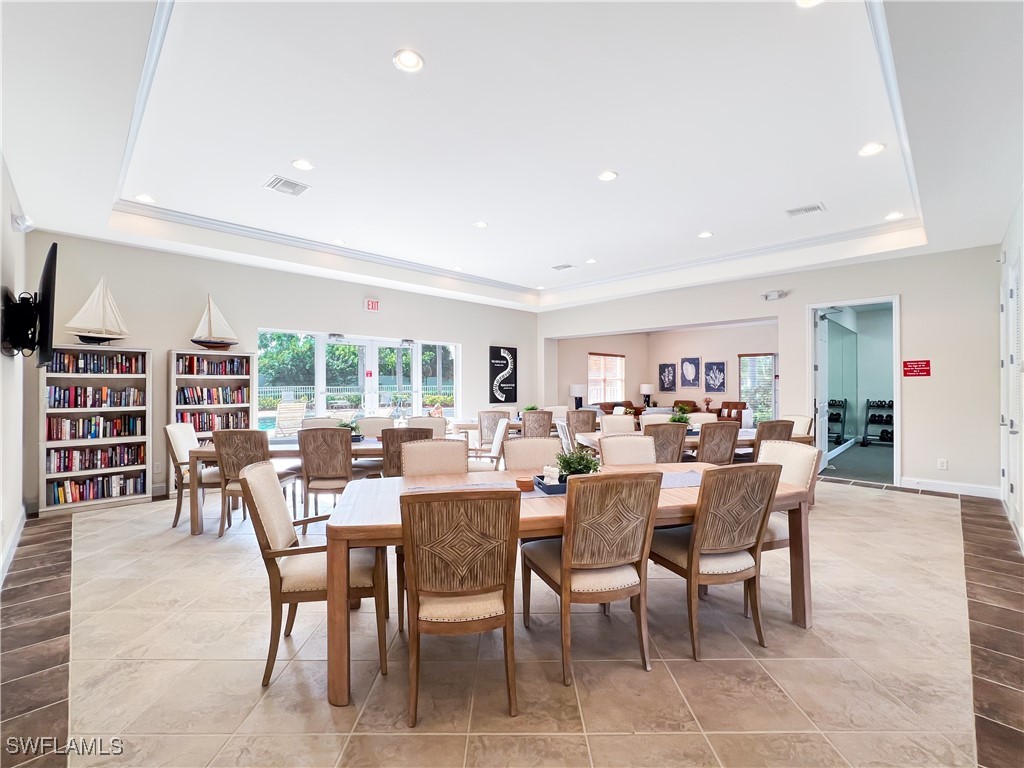 11041 Gulf Reflections DR 204