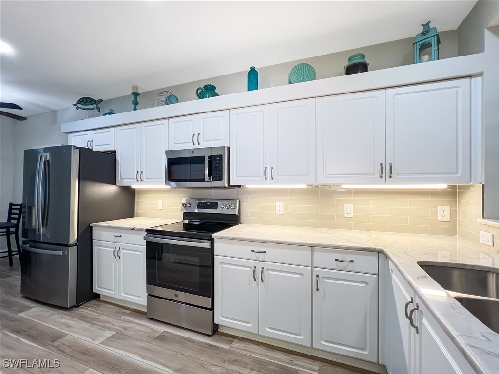 11041 Gulf Reflections DR 204