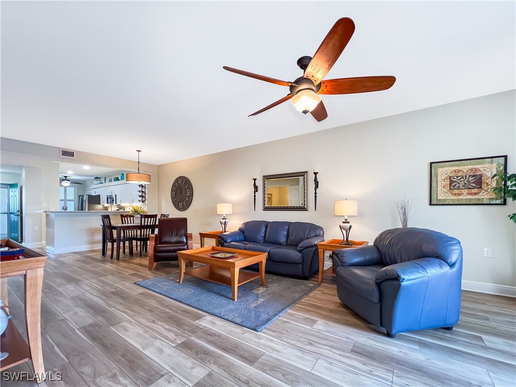 11041 Gulf Reflections DR 204