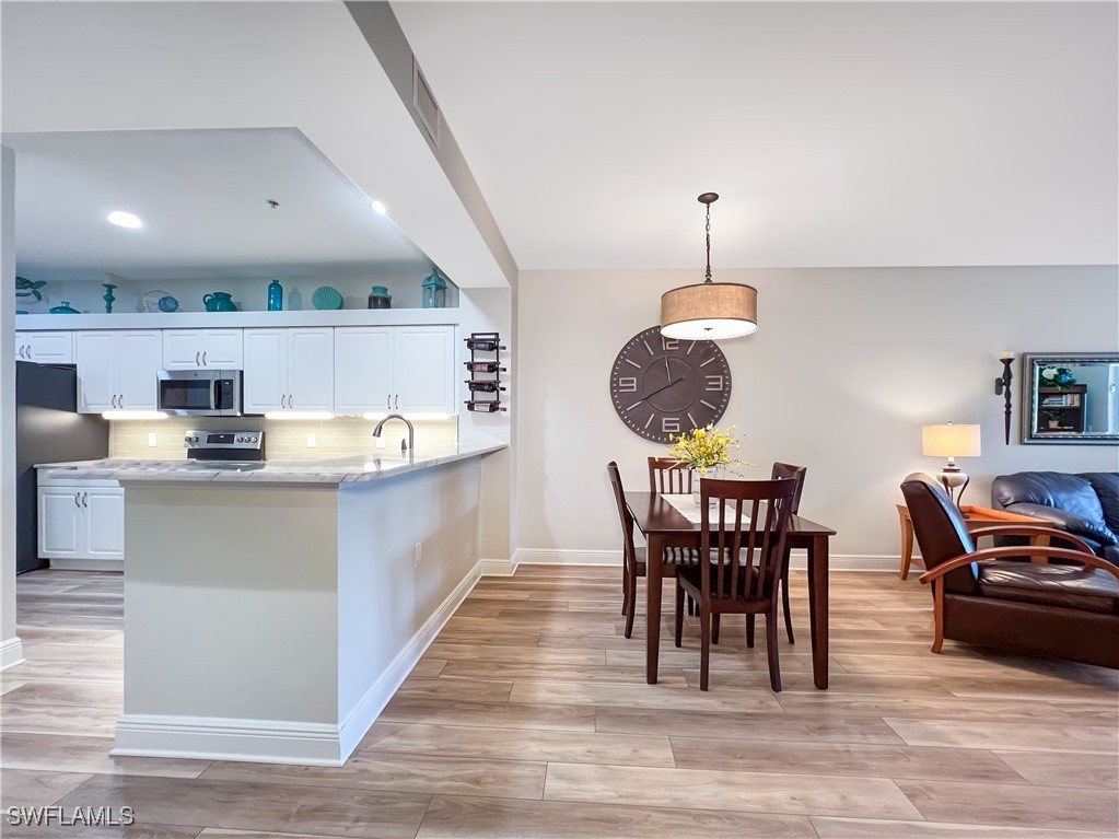 11041 Gulf Reflections DR 204