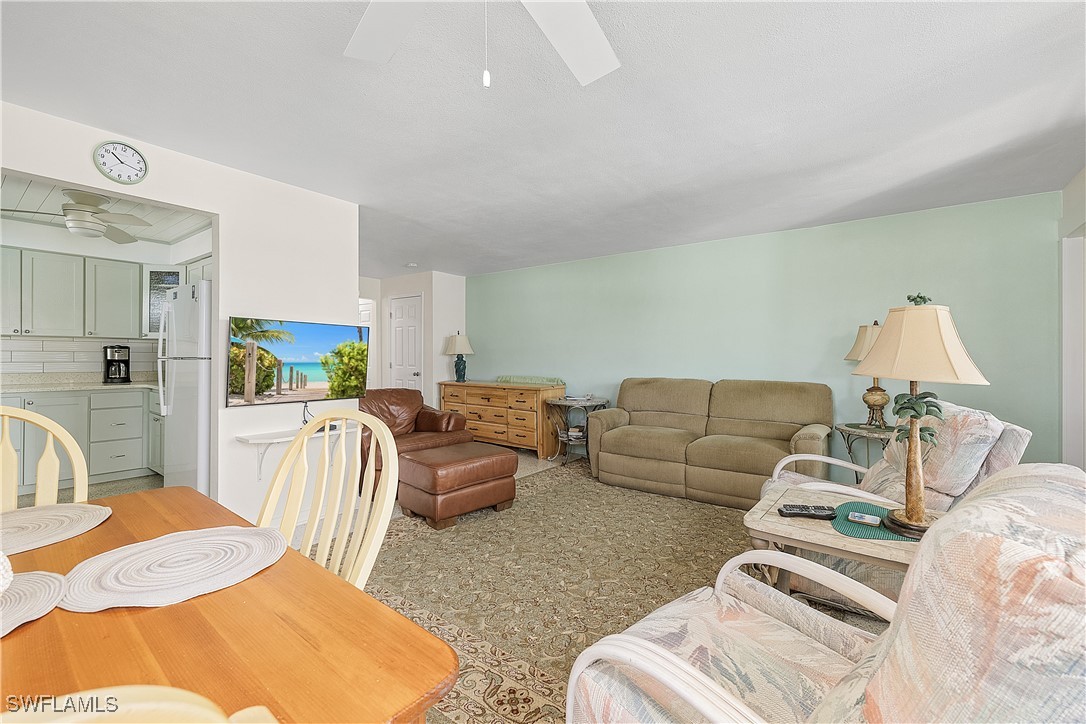 7759 Bocilla LN