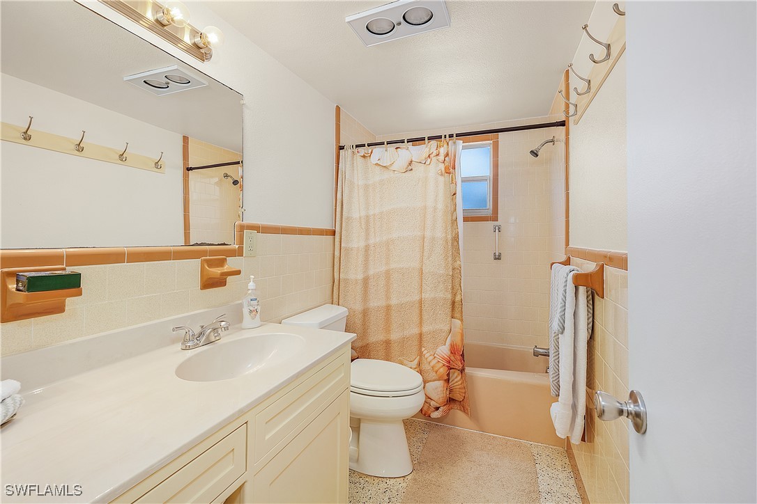 7759 Bocilla LN
