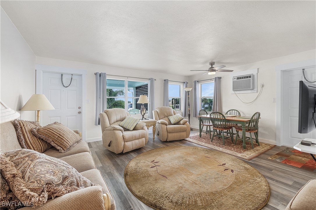 7759 Bocilla LN