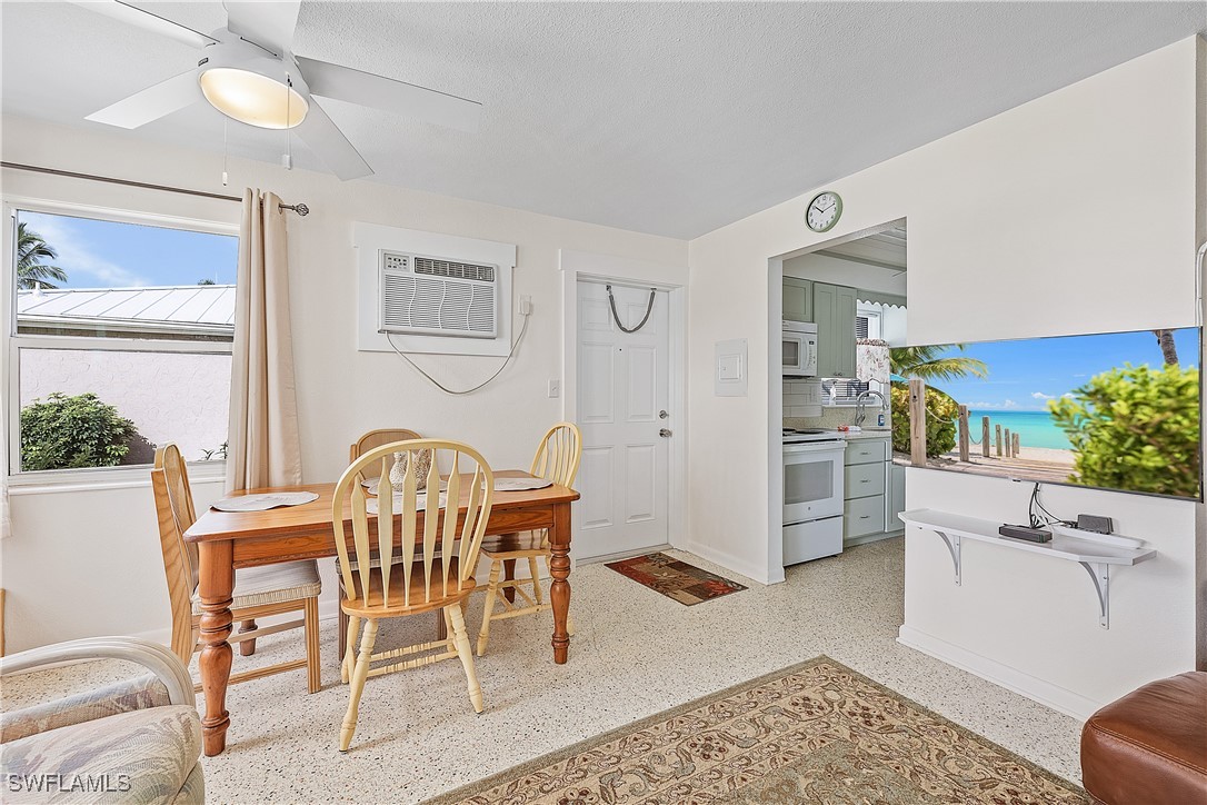 7759 Bocilla LN