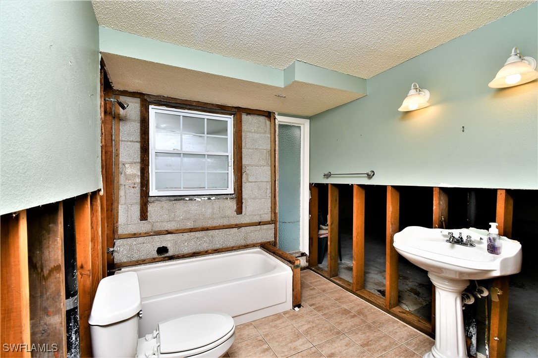 13839 River Forest DR