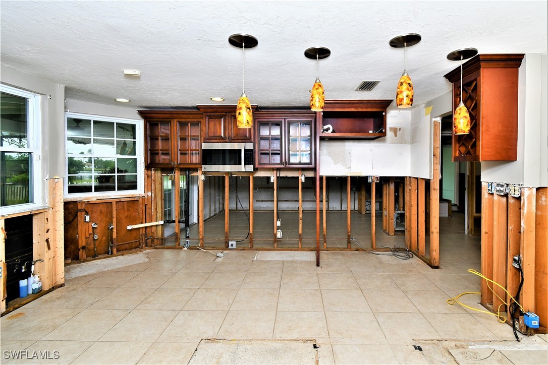13839 River Forest DR