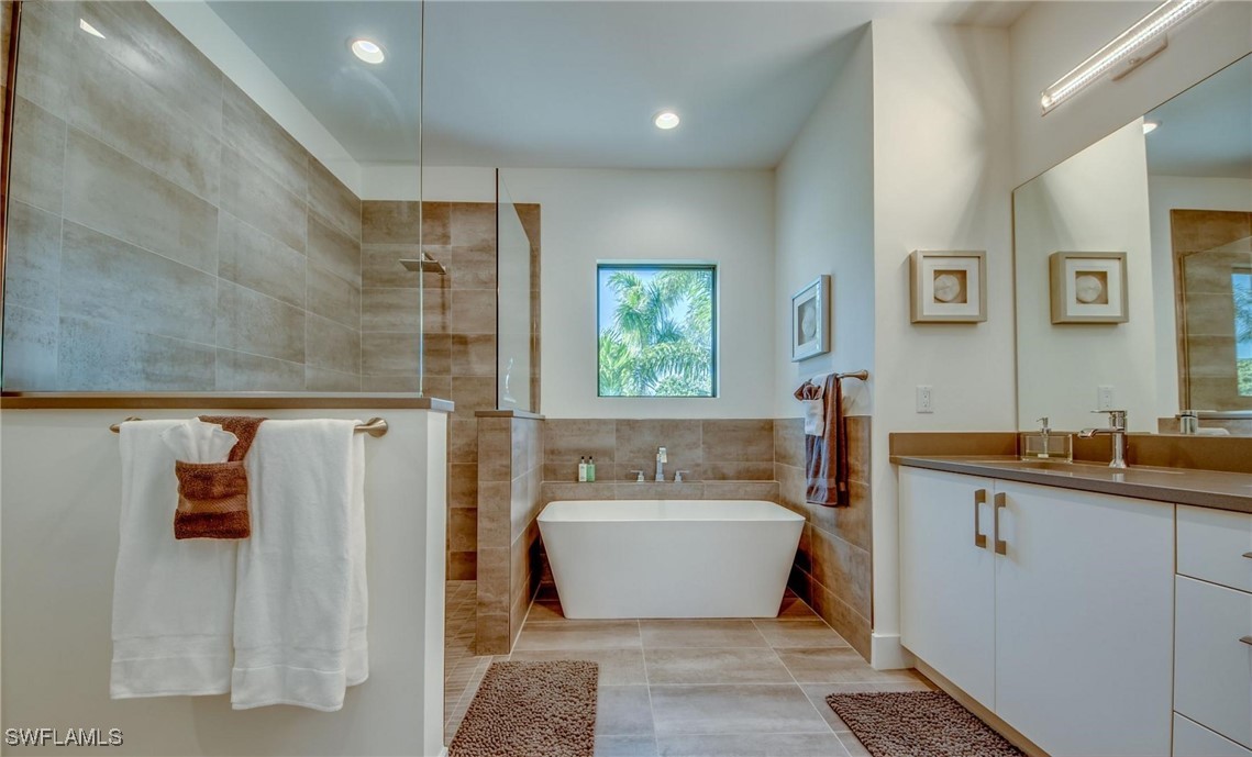 5139 Manor CT
