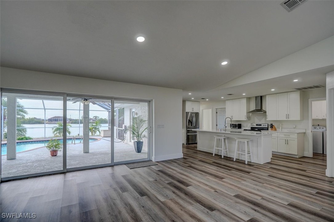 1246 NW 18th ST