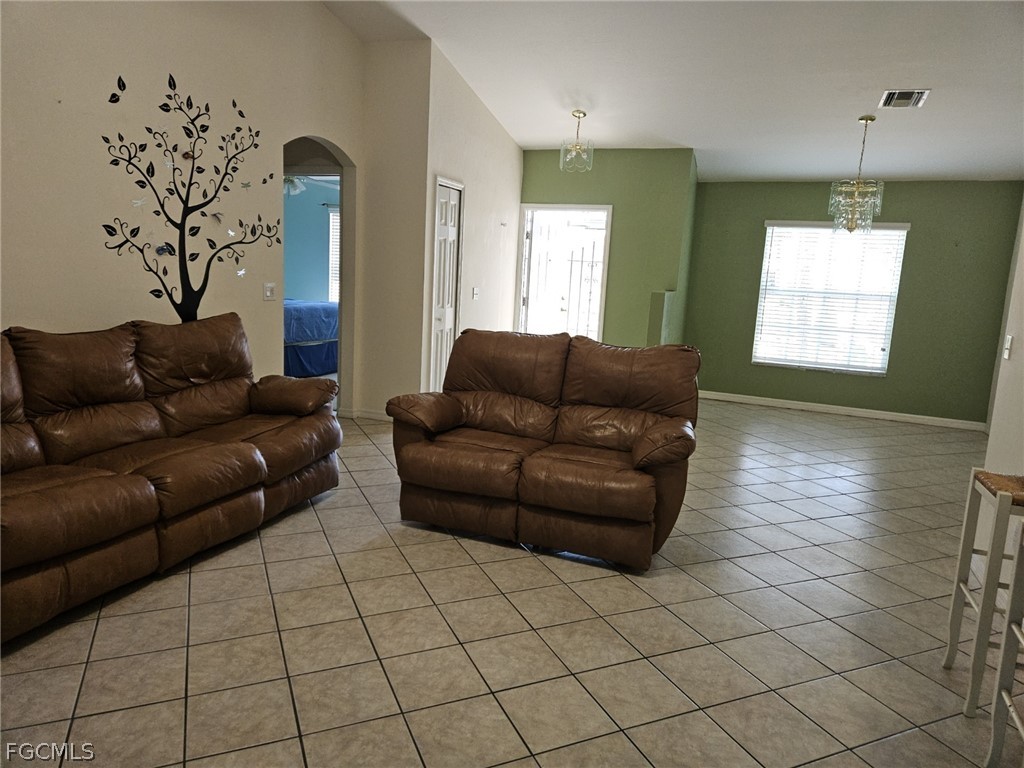 3790 Tangelo DR