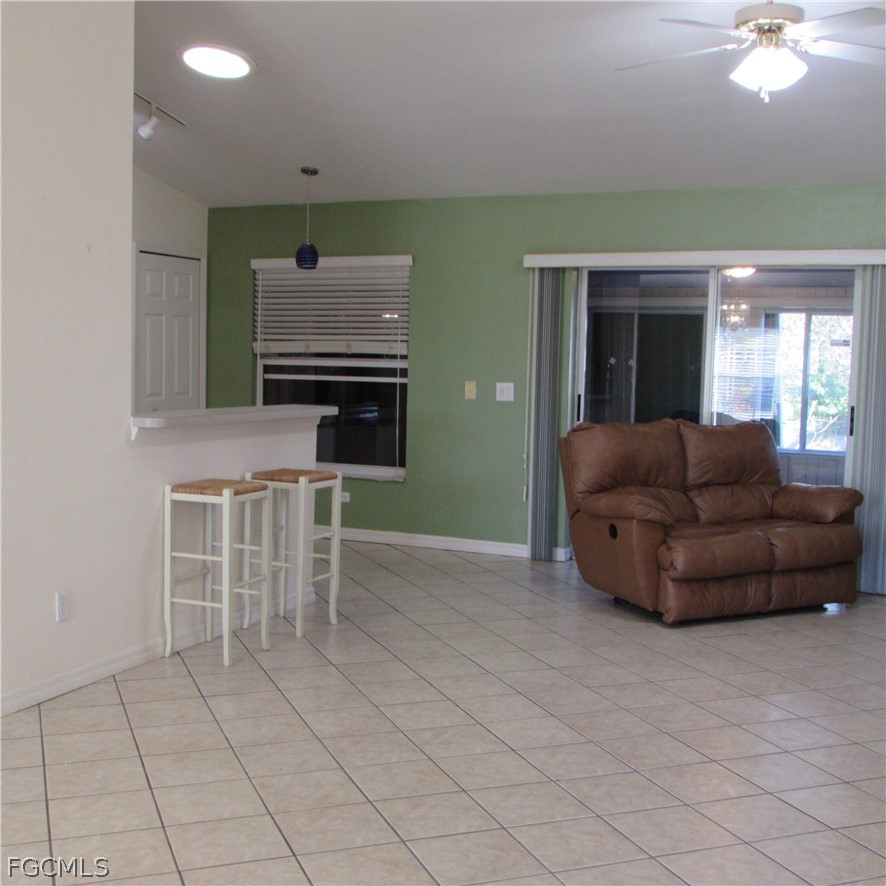 3790 Tangelo DR