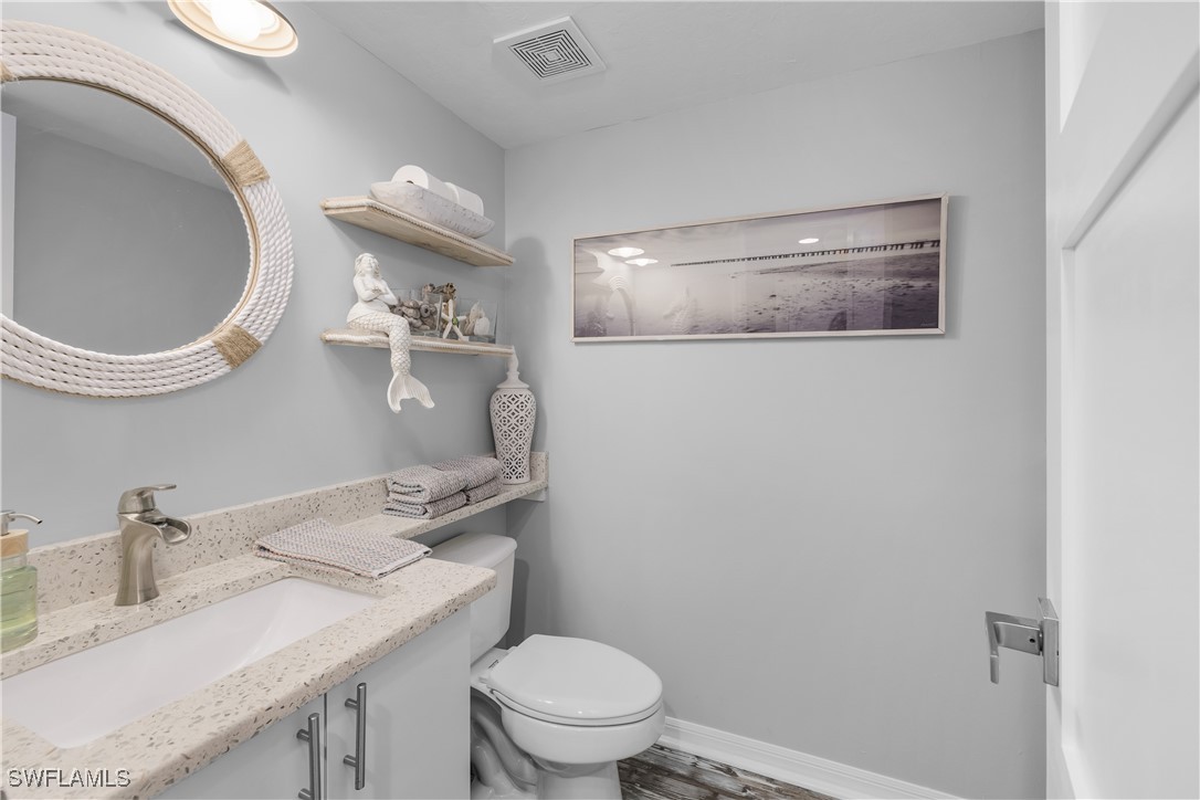 5351 Blue Crab CIR 5