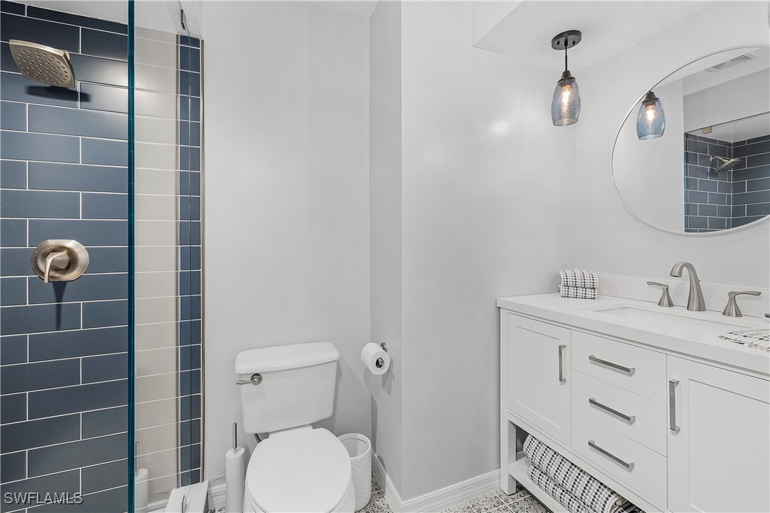 5351 Blue Crab CIR 5