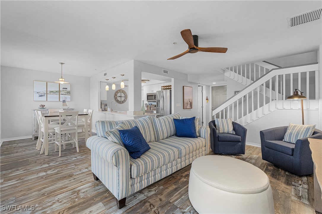 5351 Blue Crab CIR 5