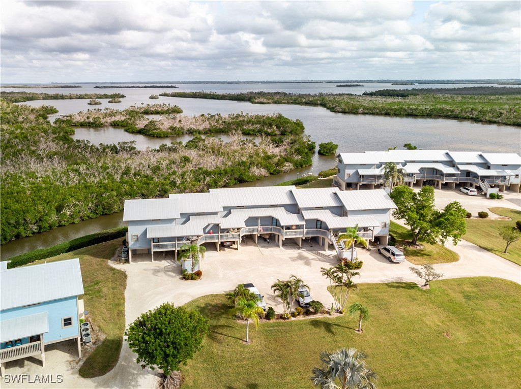 5351 Blue Crab CIR 5