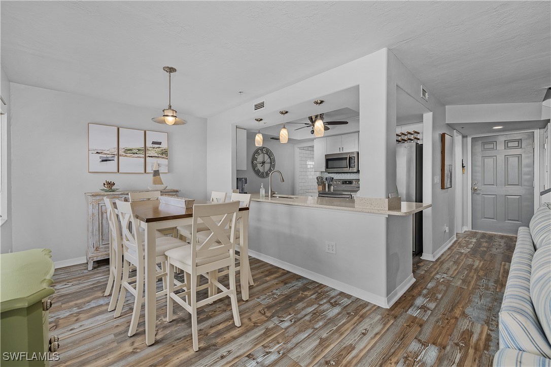 5351 Blue Crab CIR 5