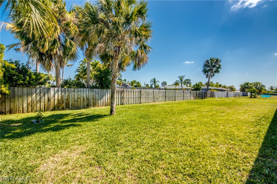 2121 Coral Point DR