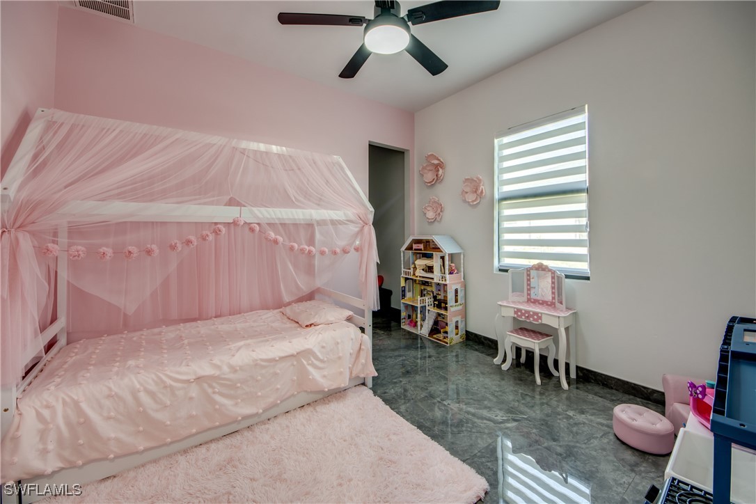 2121 Coral Point DR