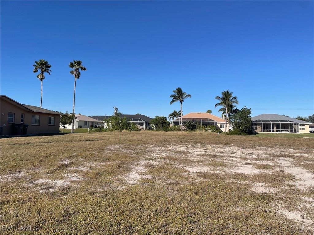 845 SW 40th TER