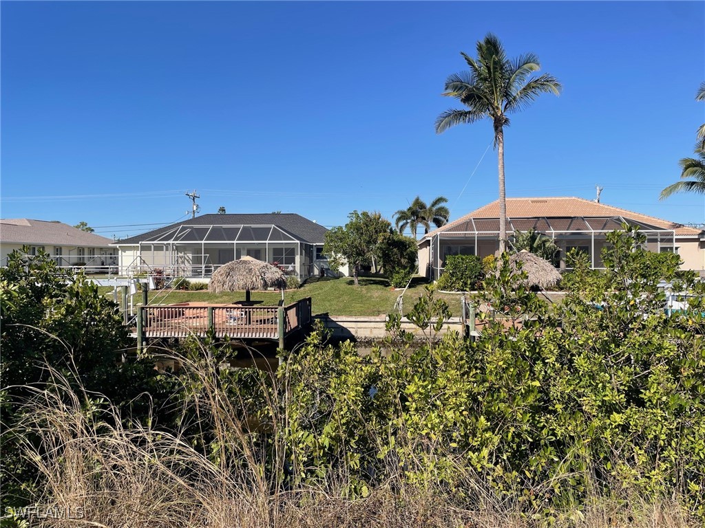 845 SW 40th TER