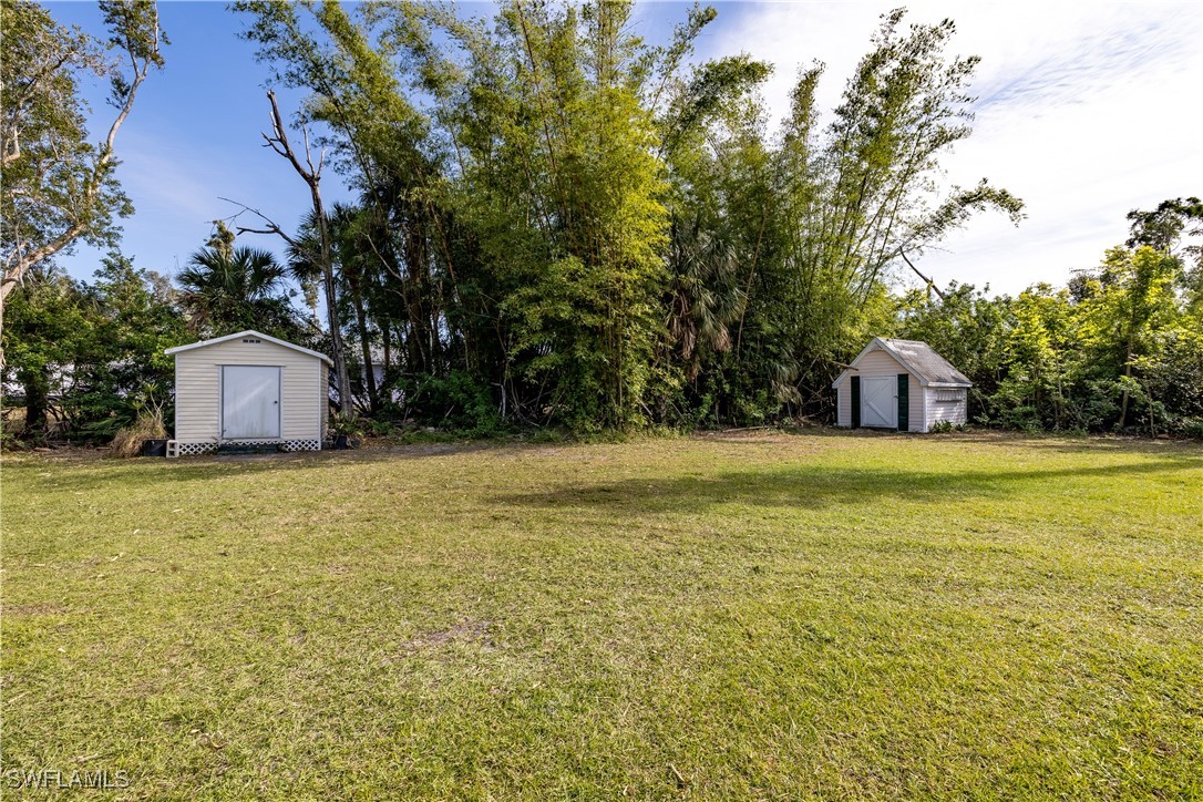 6253 Valeria RD