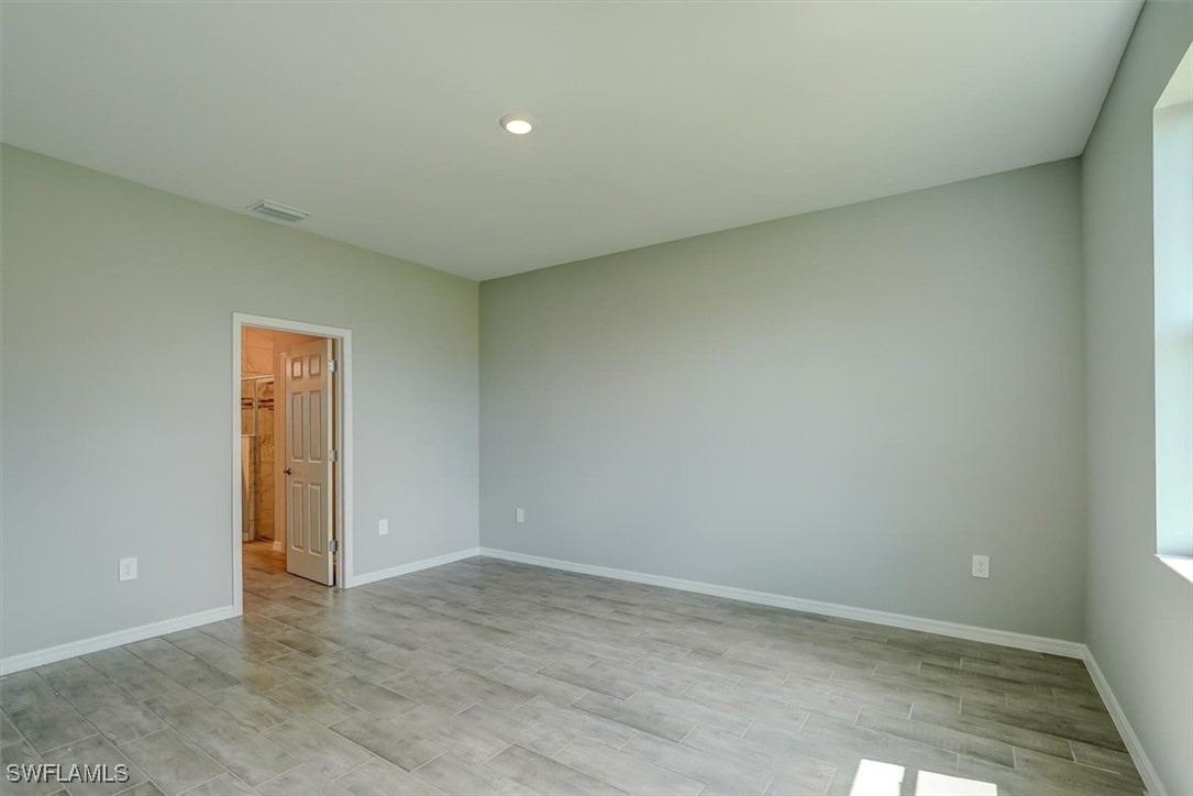 2216 NW 6th ST