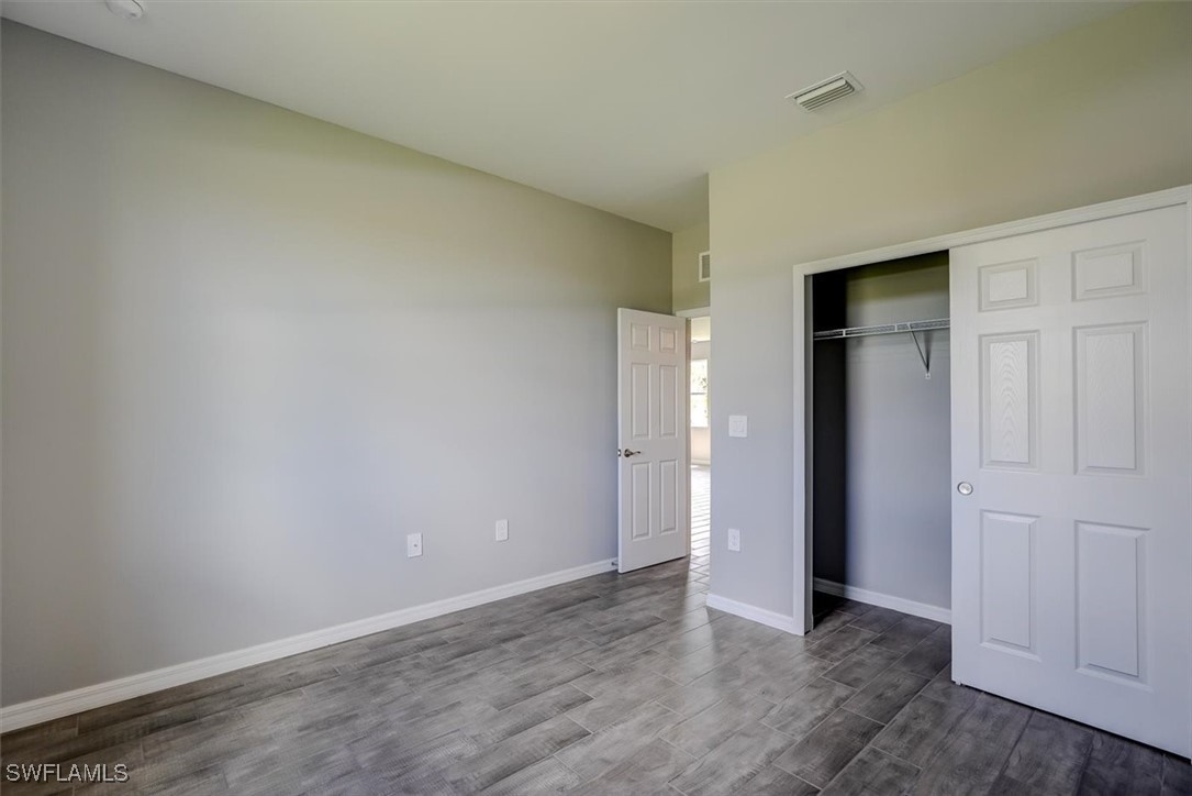 2216 NW 6th ST