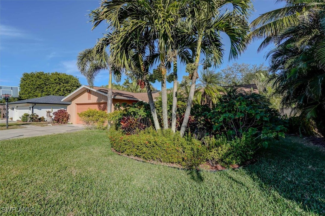 6962 Pickadilly CT