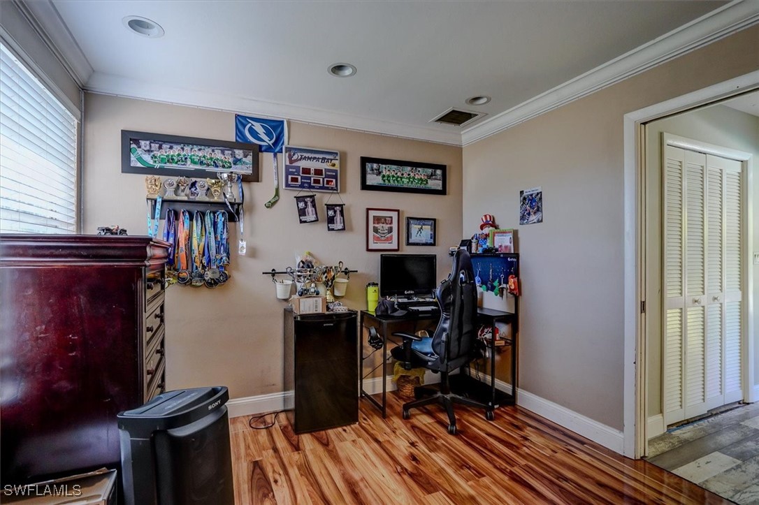 6962 Pickadilly CT
