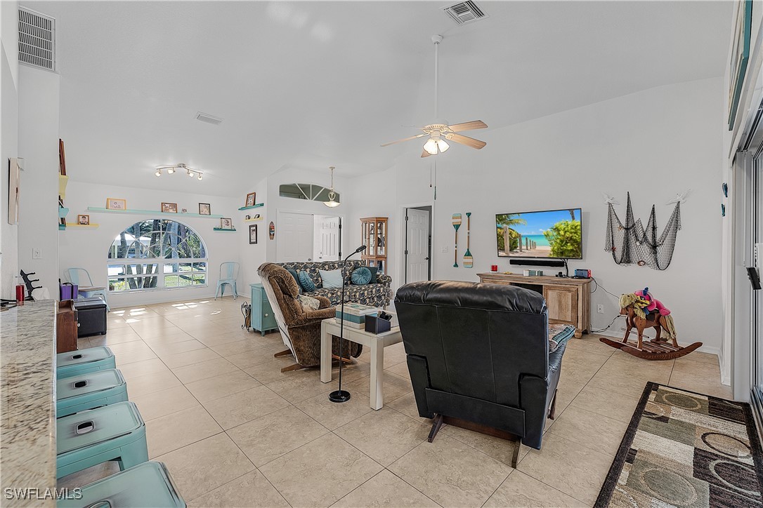 7310 Pomegranate DR
