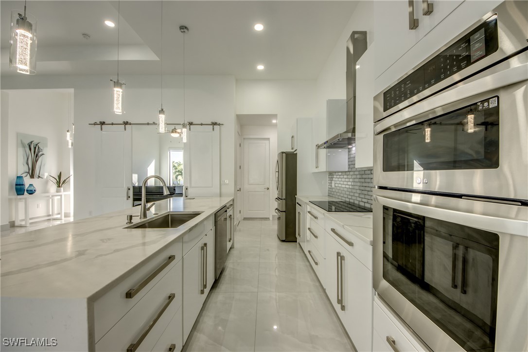 4222 SW 14th PL